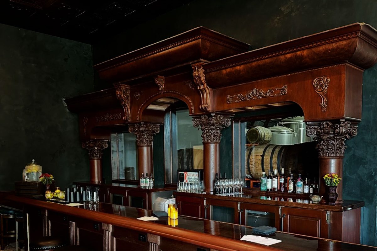 Cutler’s Public House bar Cutler's Public House Photograph of the Bar