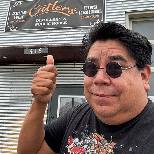 musician tony ybarra at cutler's public house in santa barbara,ca